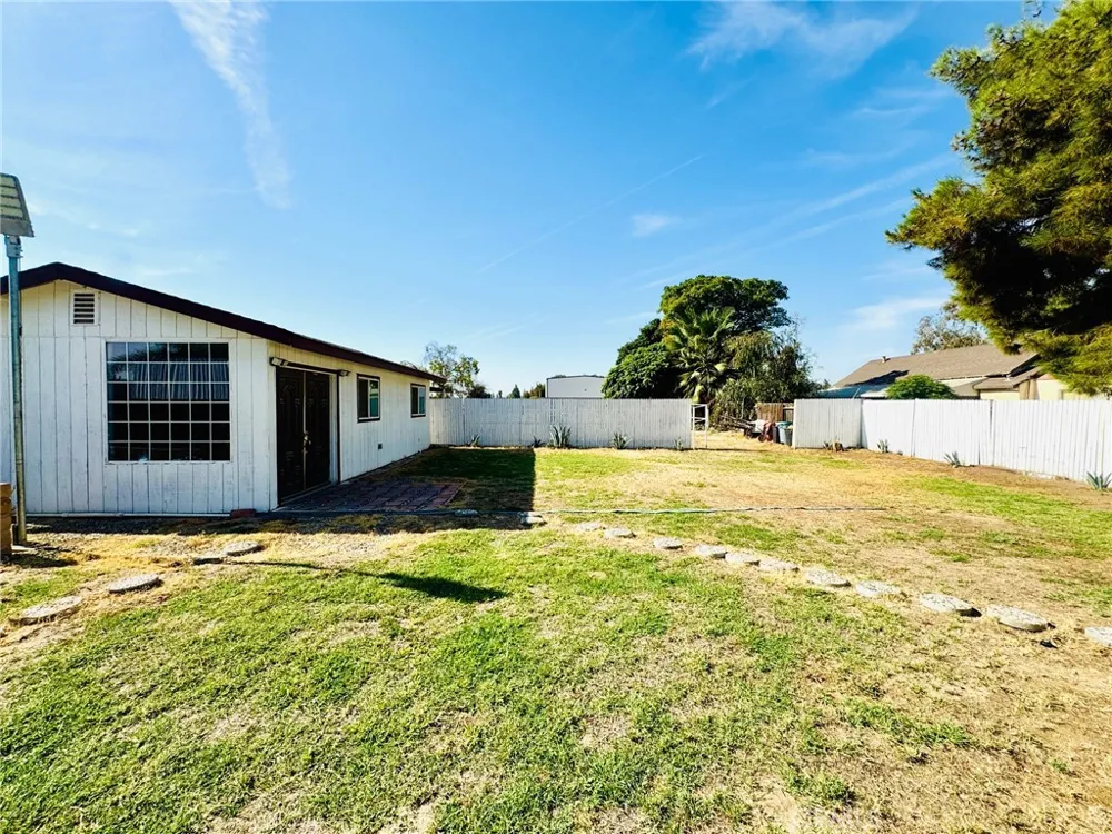 10611 Shellabarger Bakersfield, CA 93312