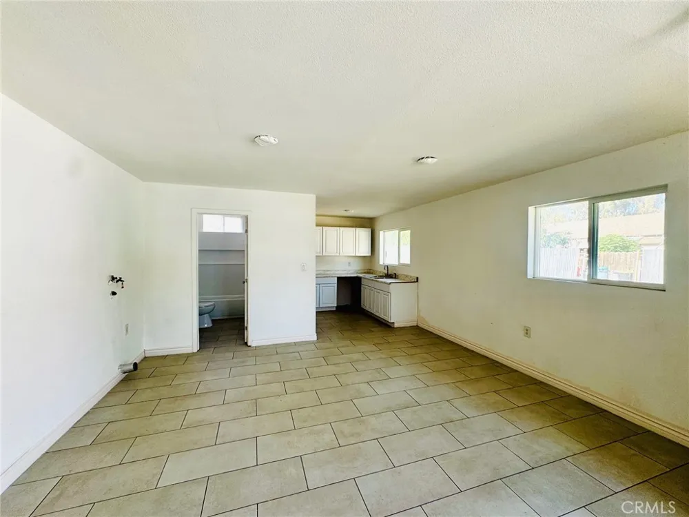 10611 Shellabarger Bakersfield, CA 93312