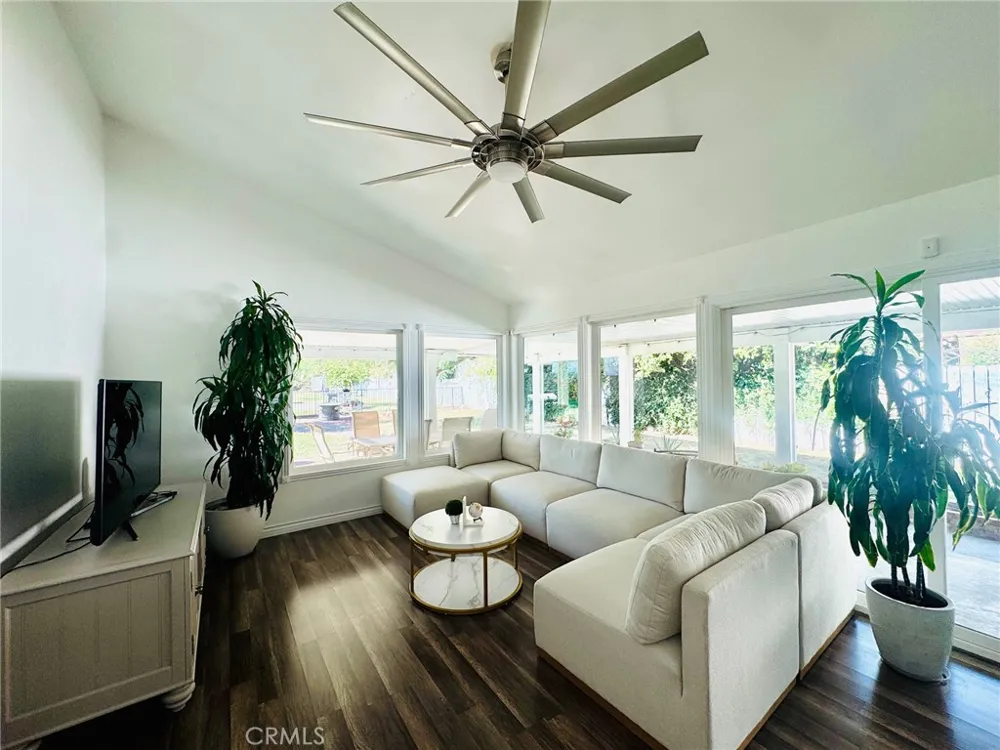 10611 Shellabarger Bakersfield, CA 93312