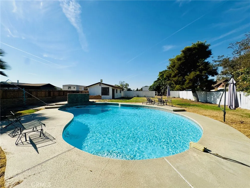 10611 Shellabarger Bakersfield, CA 93312