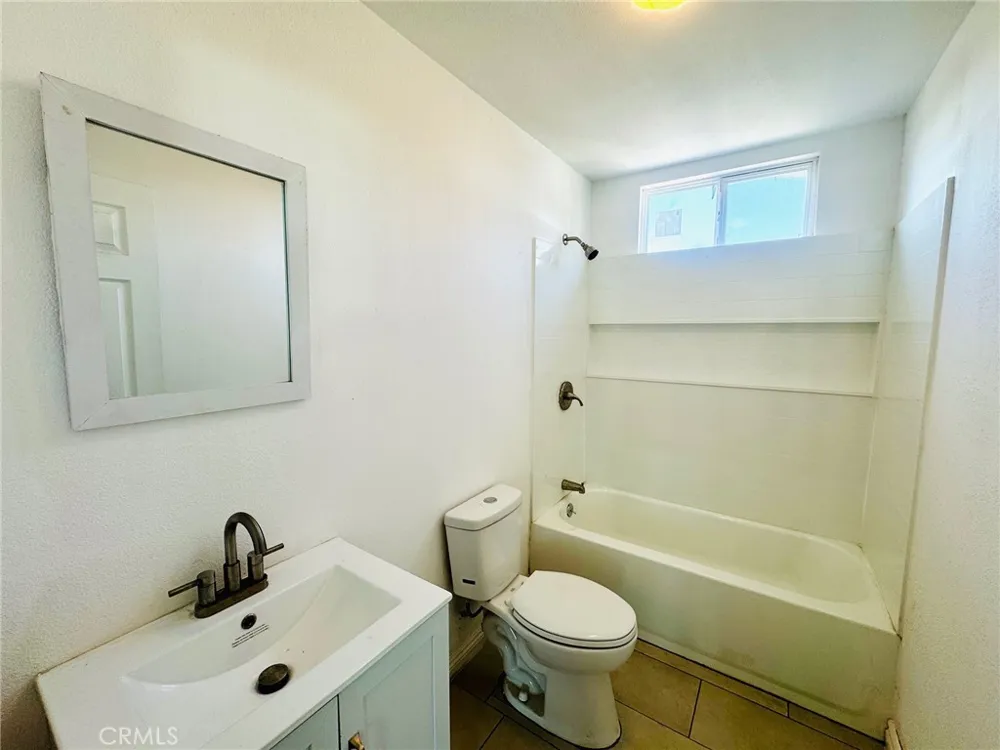 10611 Shellabarger Bakersfield, CA 93312