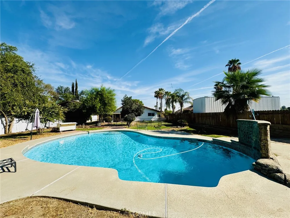 10611 Shellabarger Bakersfield, CA 93312