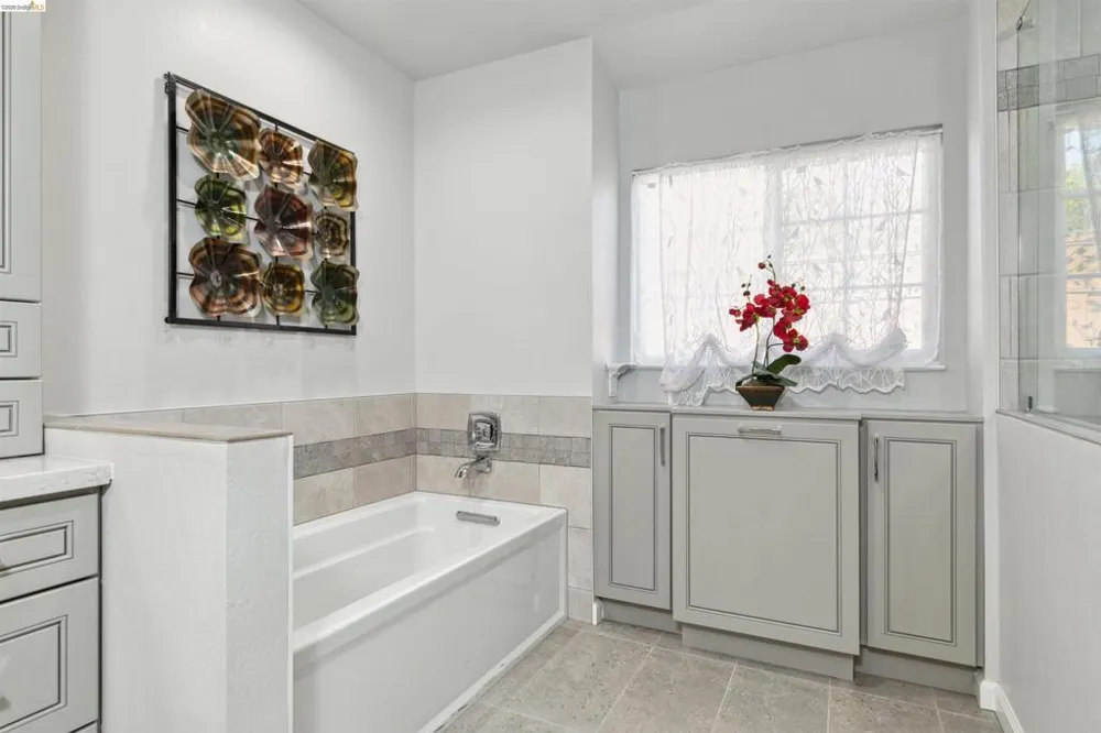 105 W Bolton Rd Oakley, CA 94561