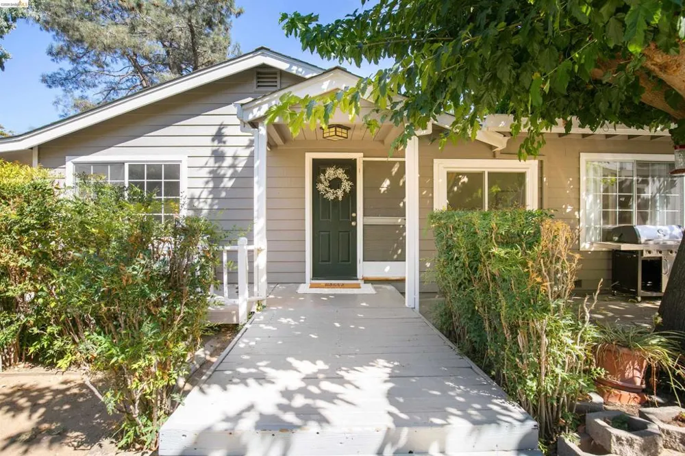105 W Bolton Rd Oakley, CA 94561