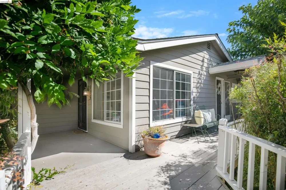 105 W Bolton Rd Oakley, CA 94561