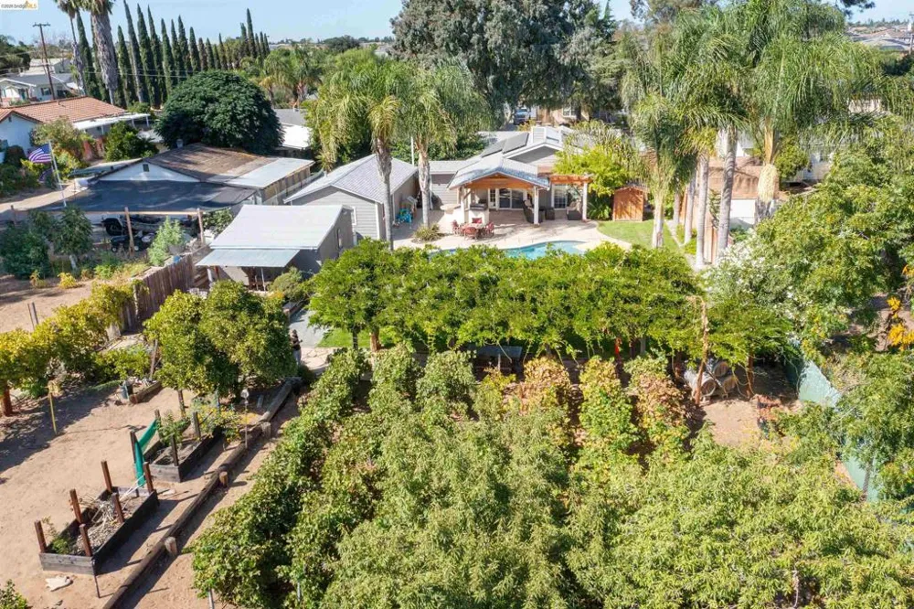 105 W Bolton Rd Oakley, CA 94561