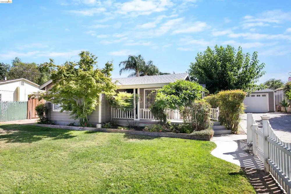 105 W Bolton Rd Oakley, CA 94561
