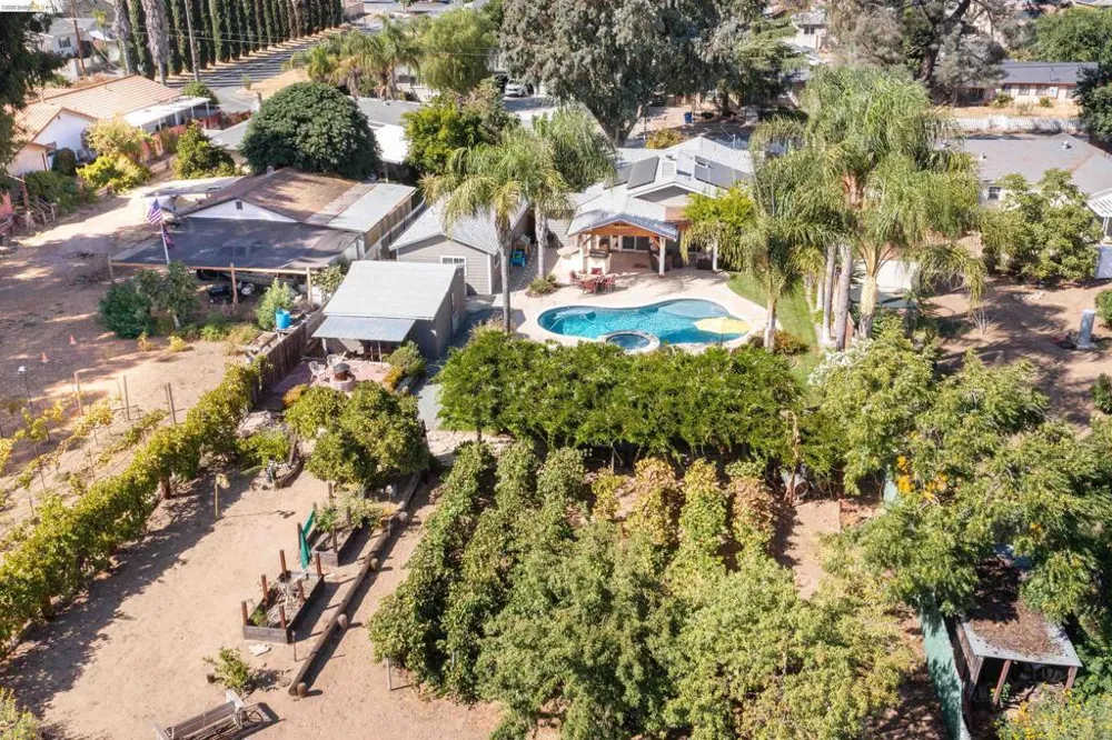 105 W Bolton Rd Oakley, CA 94561
