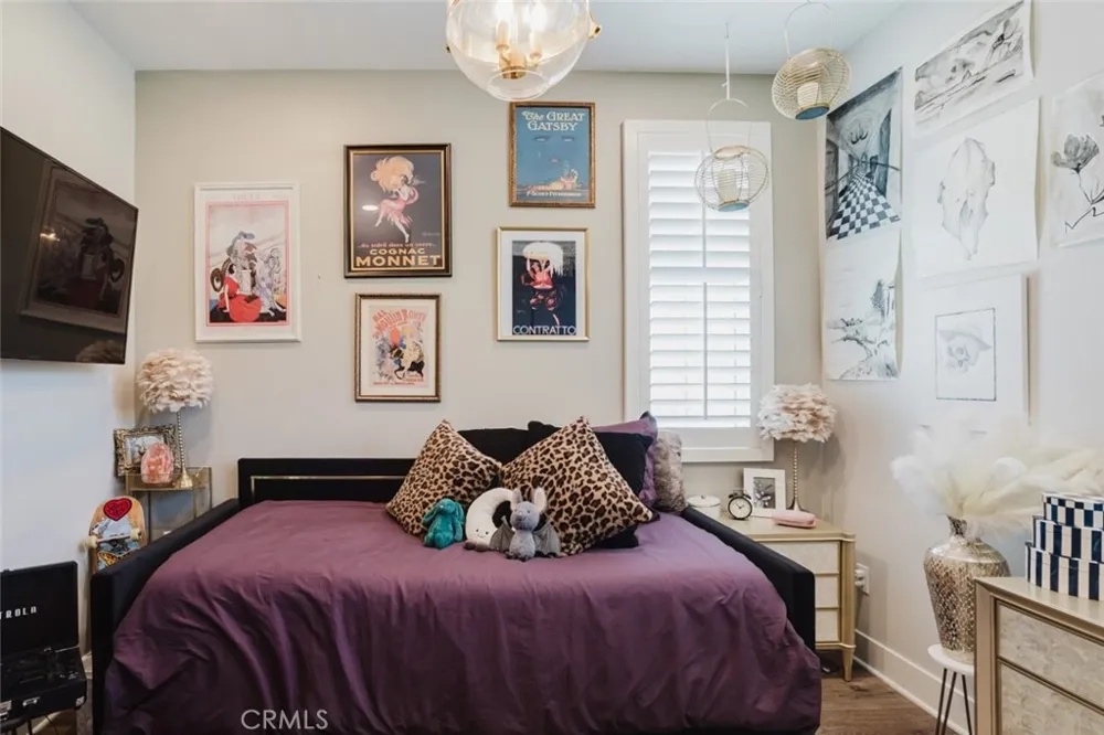 18930 Carranza Lane Saugus, CA 91350