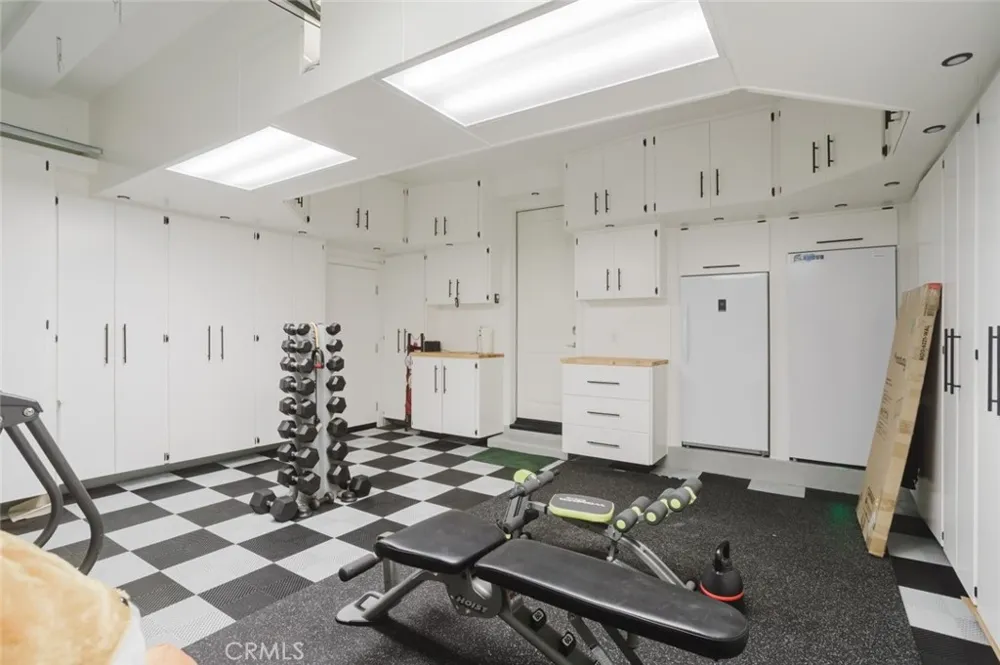 18930 Carranza Lane Saugus, CA 91350