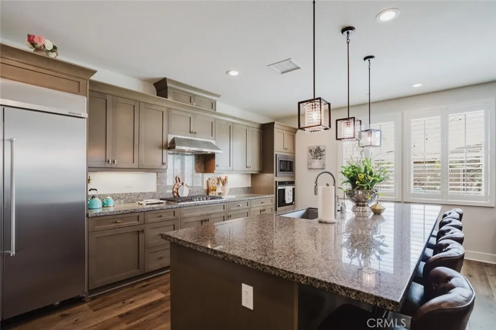 18930 Carranza Lane Saugus, CA 91350