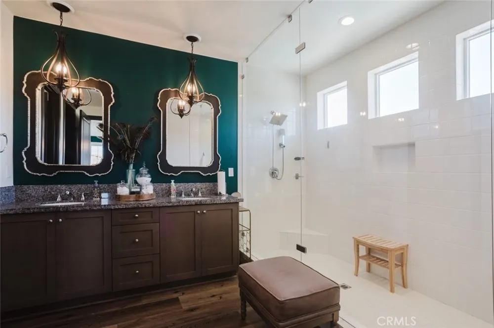 18930 Carranza Lane Saugus, CA 91350