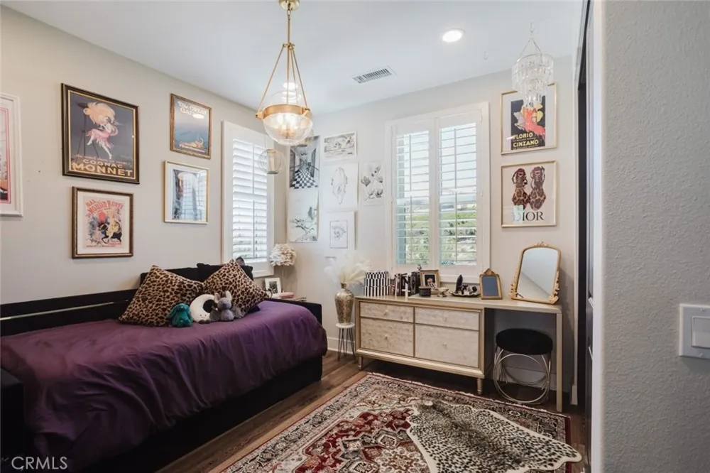 18930 Carranza Lane Saugus, CA 91350