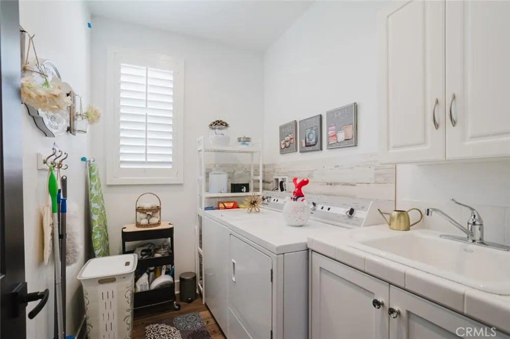 18930 Carranza Lane Saugus, CA 91350