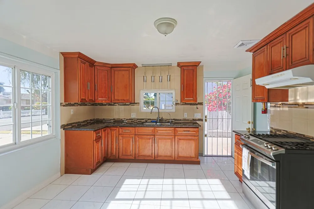 13122 Birchwood Street Garden Grove, CA 92843
