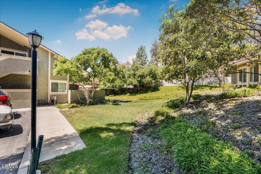 569 Rio Grande Circle Thousand Oaks, CA 91360