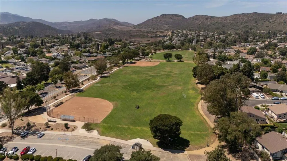 569 Rio Grande Circle Thousand Oaks, CA 91360