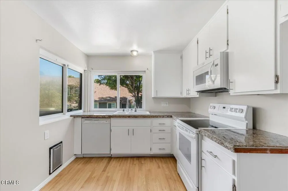569 Rio Grande Circle Thousand Oaks, CA 91360