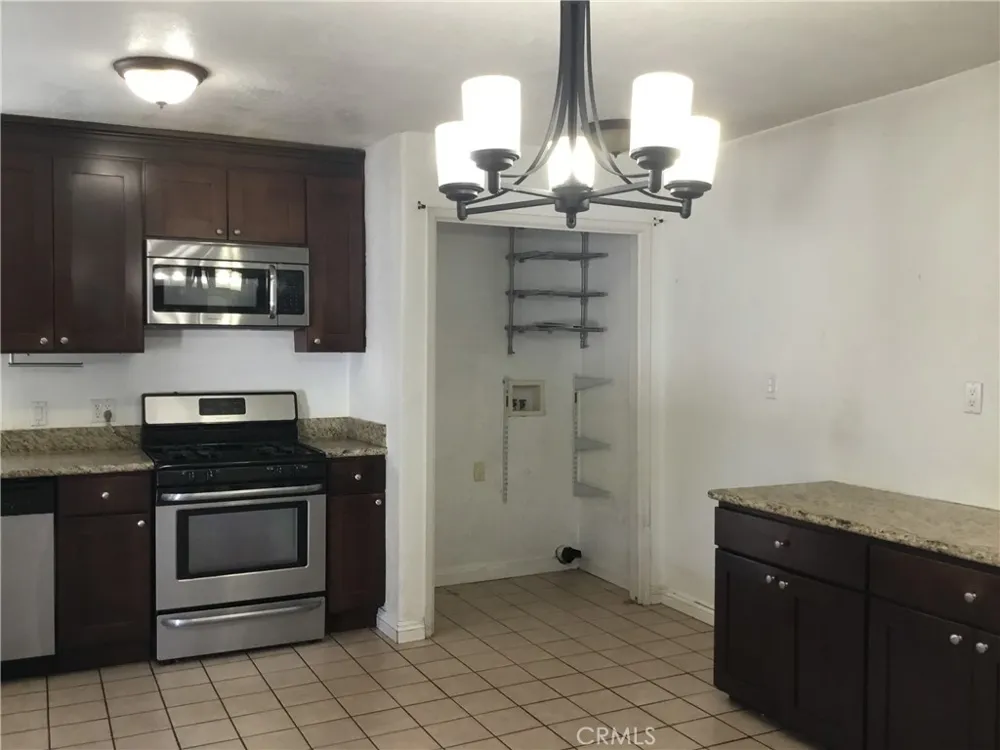 17214 Donmetz Granada Hills, CA 91344
