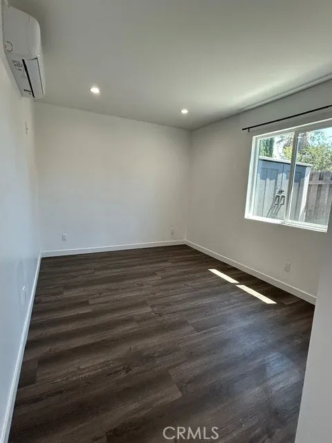 17214 Donmetz Granada Hills, CA 91344