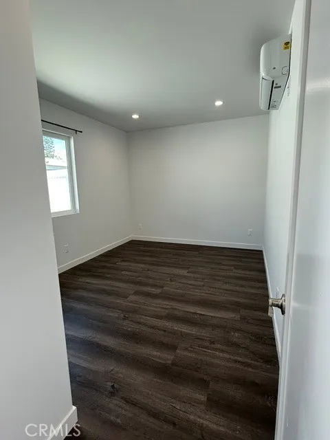 17214 Donmetz Granada Hills, CA 91344