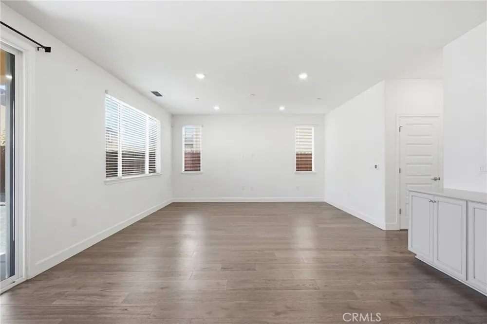3265 Garibaldi Roseville, CA 95747