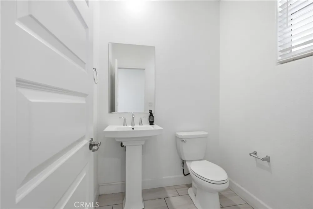 3265 Garibaldi Roseville, CA 95747