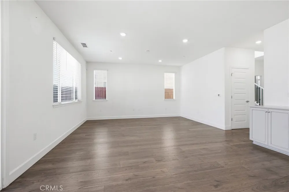 3265 Garibaldi Roseville, CA 95747