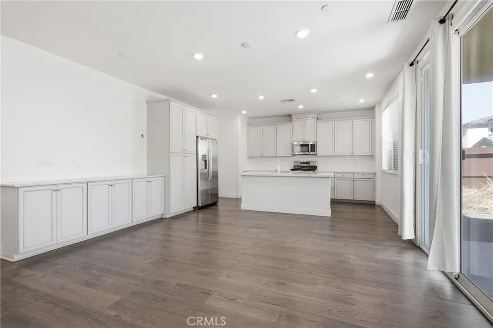 3265 Garibaldi Roseville, CA 95747