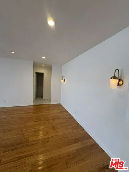 8710 Delgany Ave #23 Playa del Rey, CA 90293