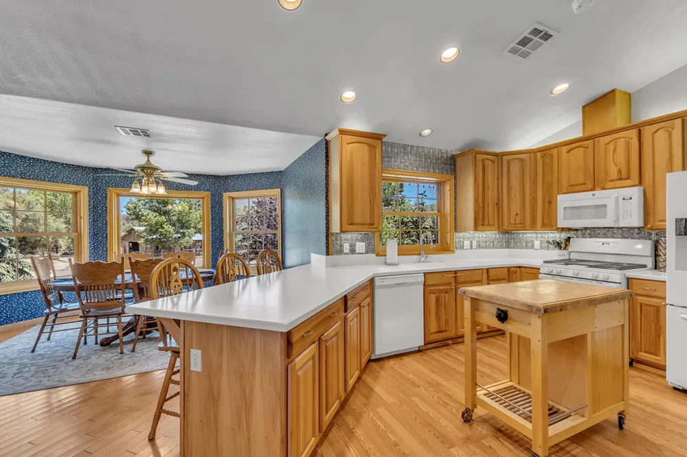 29130 Highway 243 Mountain Center, CA 92561