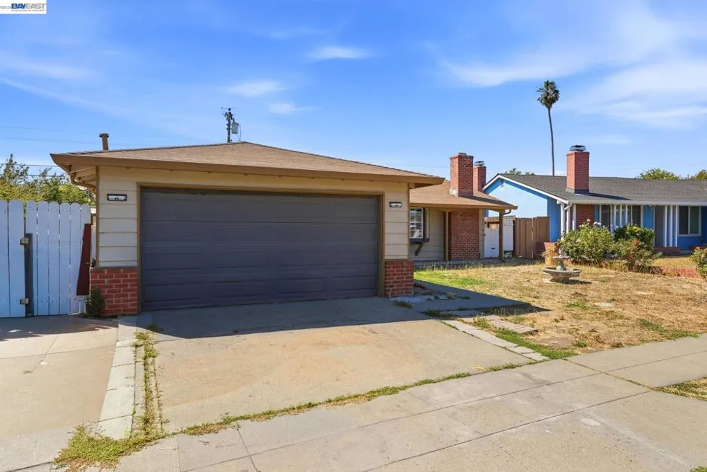 1451 Linfield Ln Hayward, CA 94545