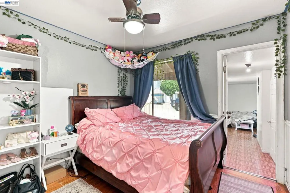 1451 Linfield Ln Hayward, CA 94545