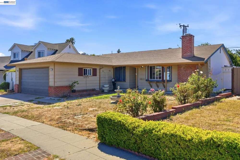 1451 Linfield Ln Hayward, CA 94545