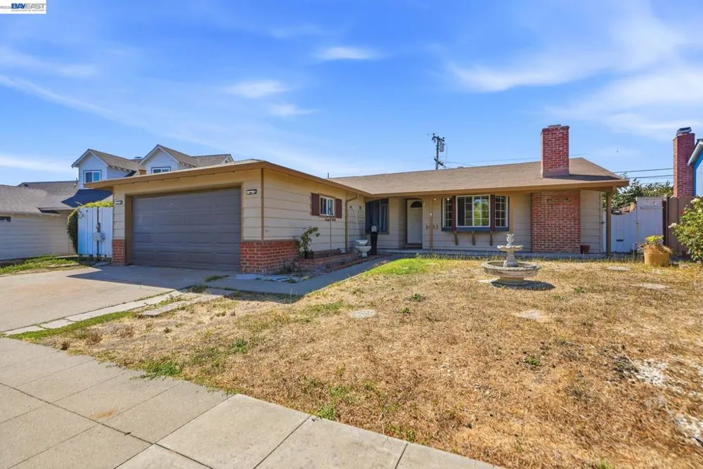 1451 Linfield Ln Hayward, CA 94545