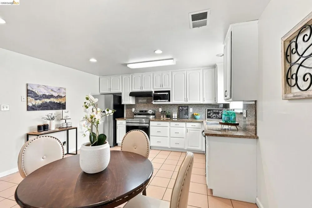 2824 Seville Cir Antioch, CA 94509