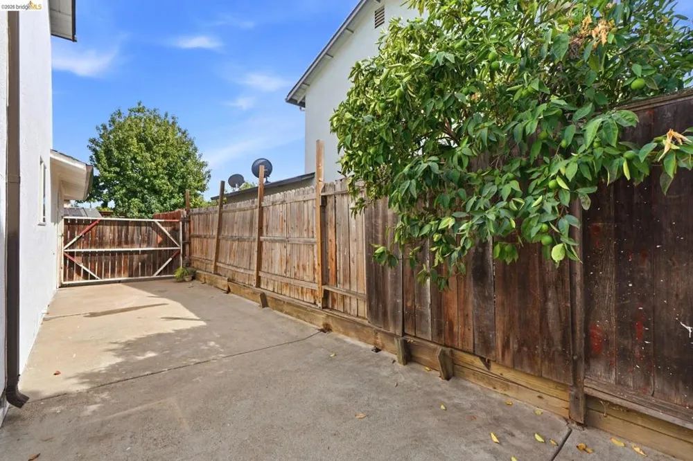 2824 Seville Cir Antioch, CA 94509