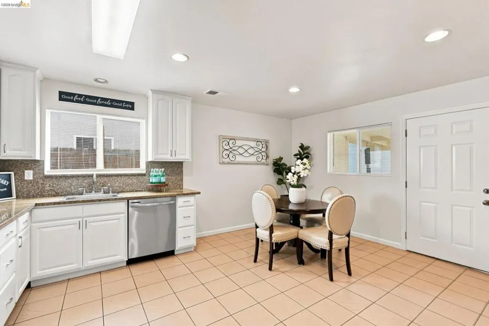 2824 Seville Cir Antioch, CA 94509