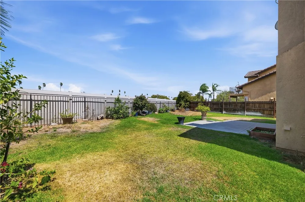 987 Chinotto Corona, CA 92881