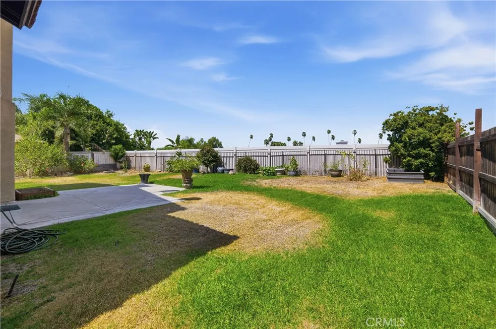 987 Chinotto Corona, CA 92881