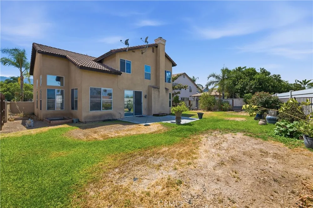 987 Chinotto Corona, CA 92881