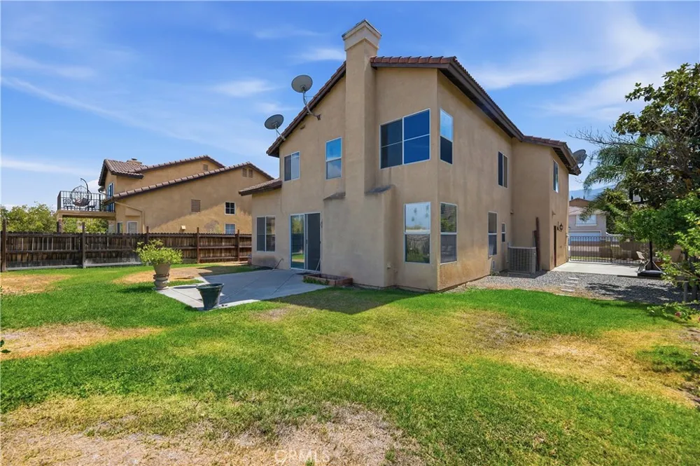 987 Chinotto Corona, CA 92881