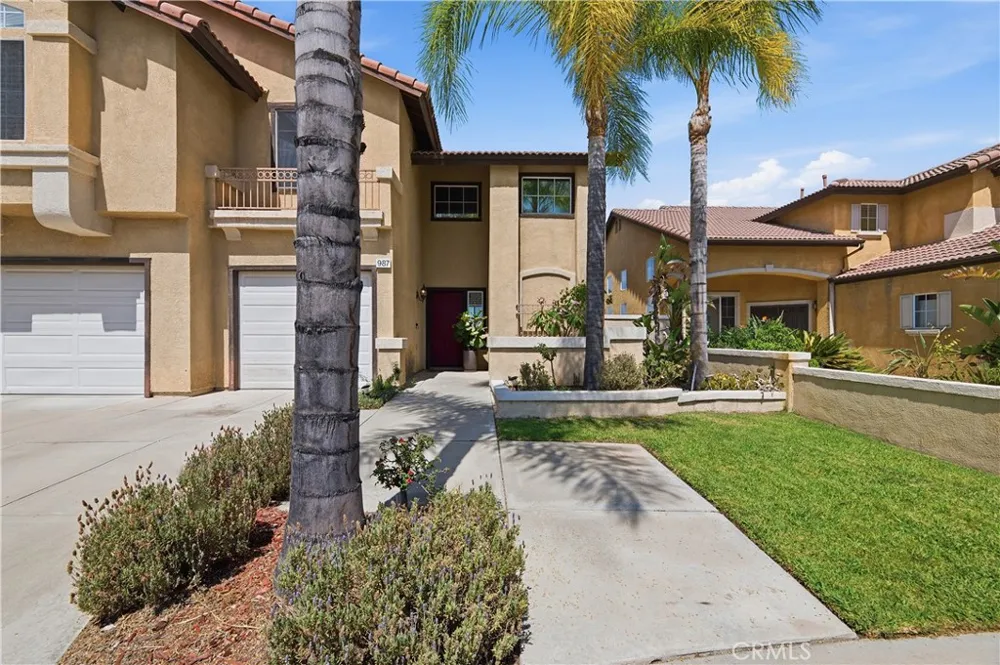 987 Chinotto Corona, CA 92881