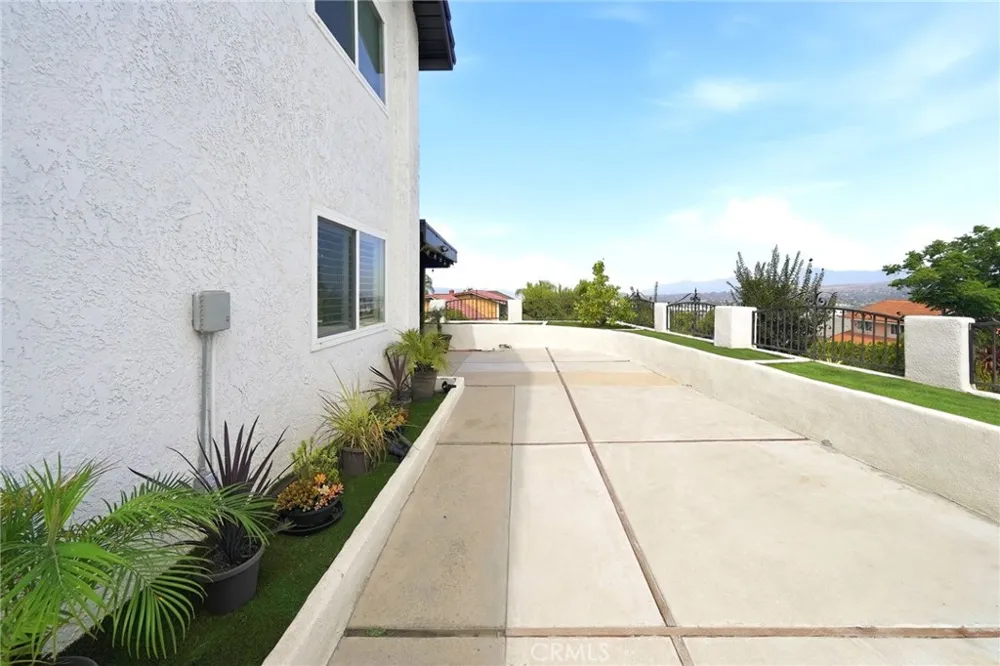 20400 Lake Canyon Drive Walnut, CA 91789