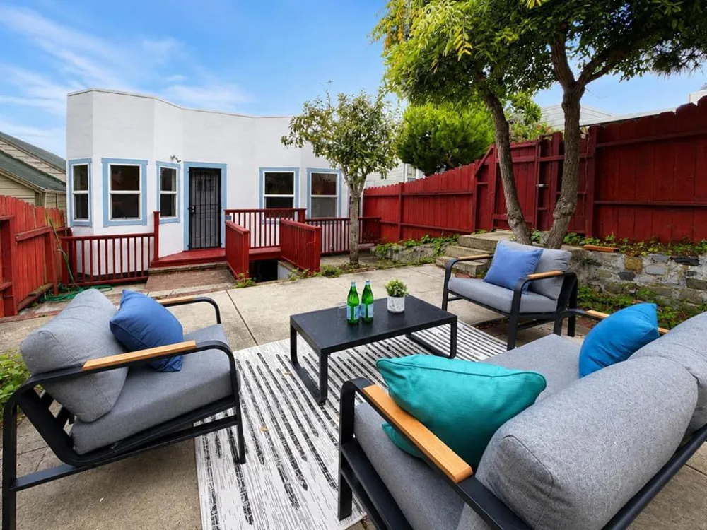26 Vendome Avenue Daly City, CA 94014