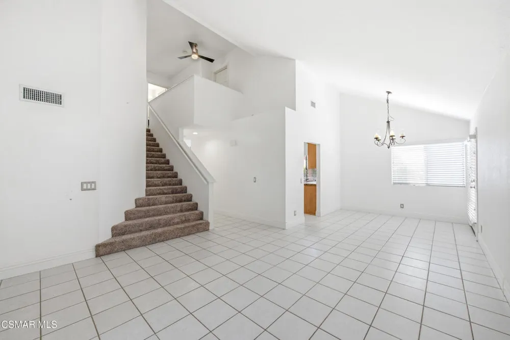 2259 Oakdale Circle Simi Valley, CA 93063