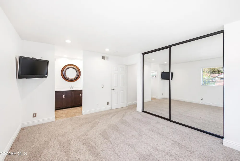 2259 Oakdale Circle Simi Valley, CA 93063