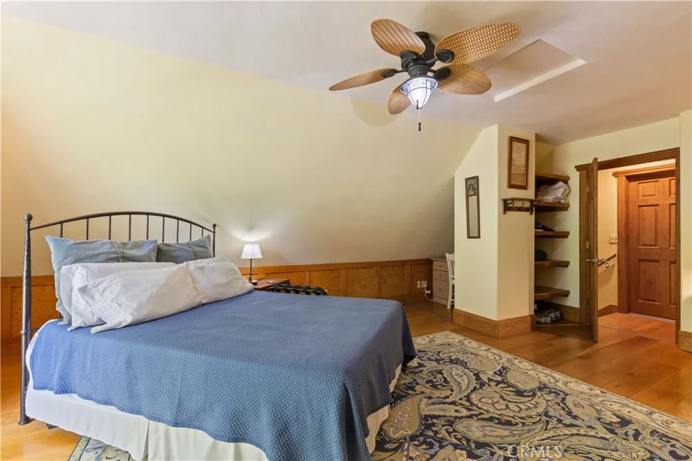 6733 Live Oak Drive Kelseyville, CA 95451