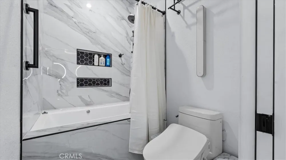 1373 W Aster Upland, CA 91786