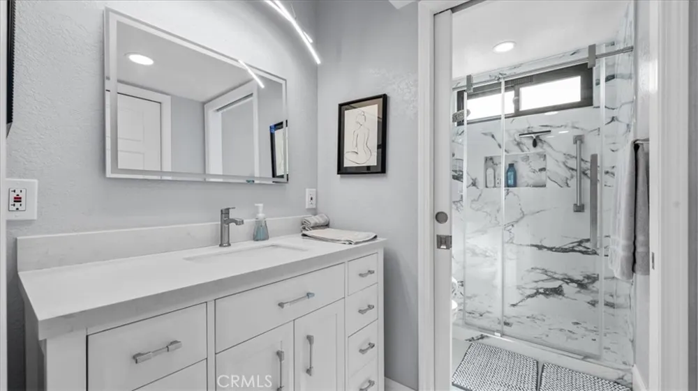 1373 W Aster Upland, CA 91786